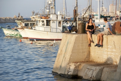 students on pier in Harbor