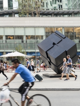 Art_ArtsAdmin_14 People in NYC near The Cube